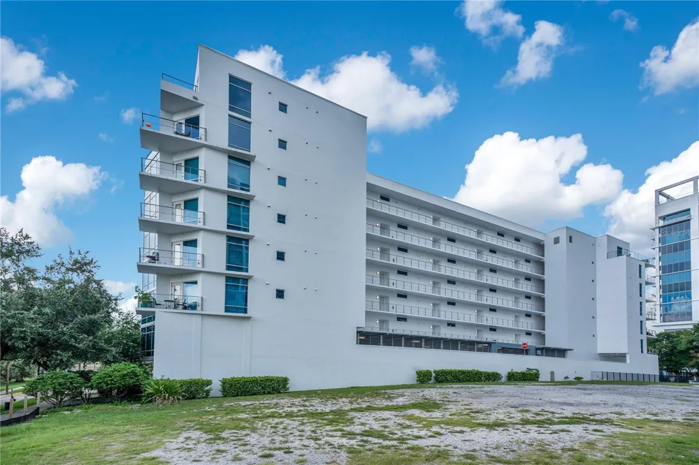 525 E JACKSON STREET #509 Orlando, FL 32801
