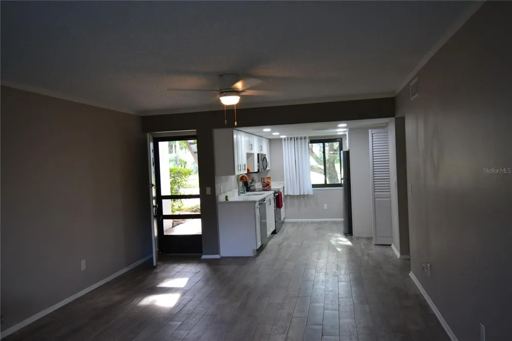 135 W CYPRESS COURT Oldsmar, FL 34677