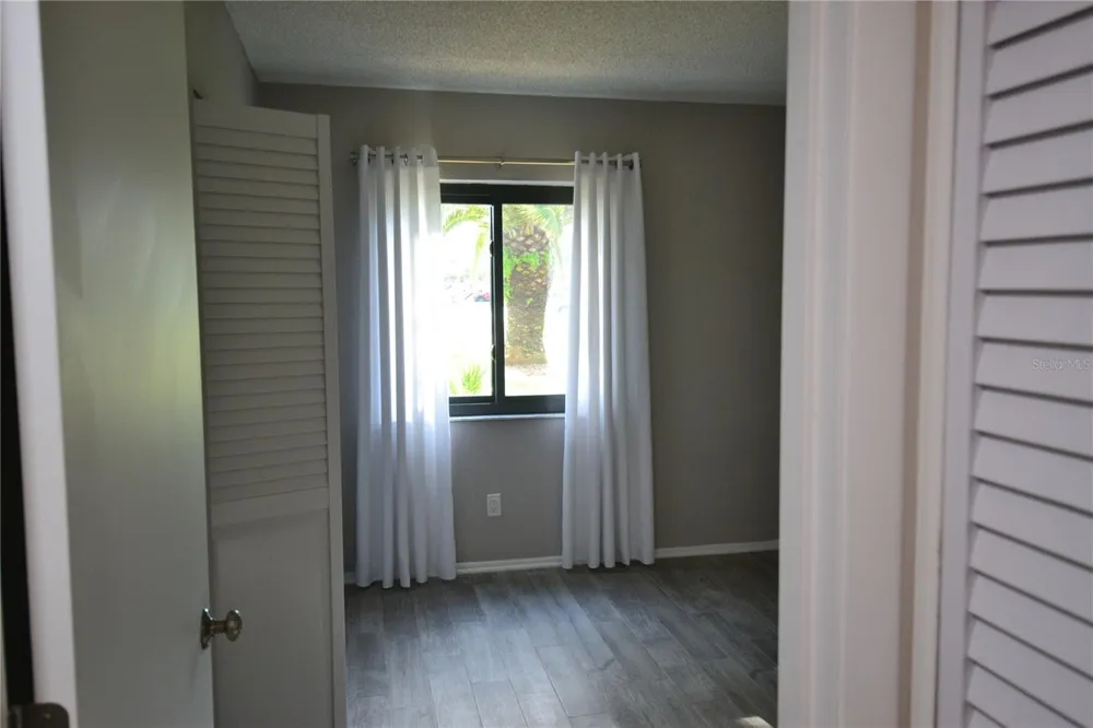 135 W CYPRESS COURT Oldsmar, FL 34677