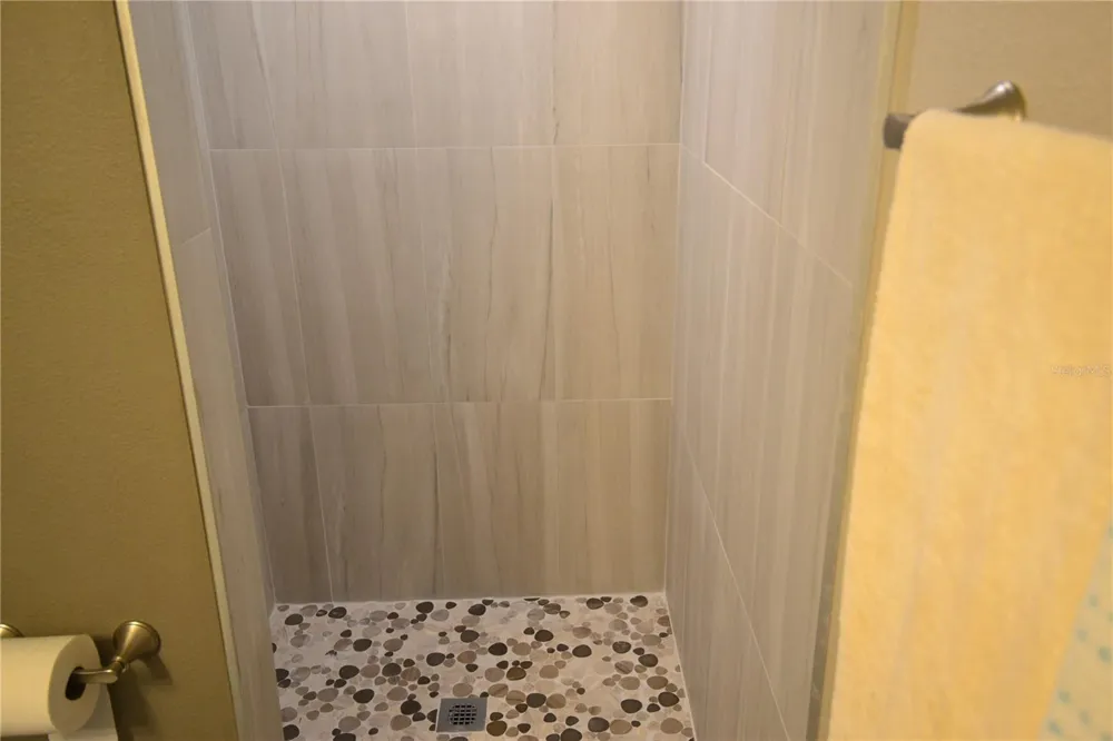 135 W CYPRESS COURT Oldsmar, FL 34677