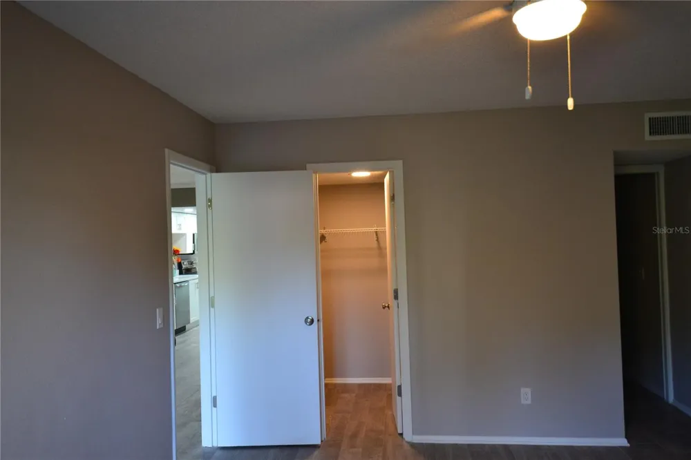 135 W CYPRESS COURT Oldsmar, FL 34677