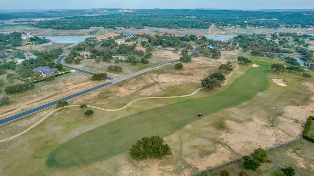 2711 Cliff Point Spicewood, TX 78669