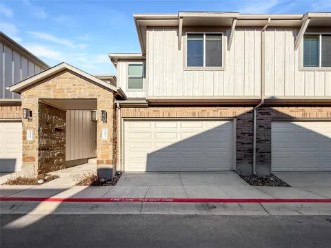 5605 Mobeetie Loop