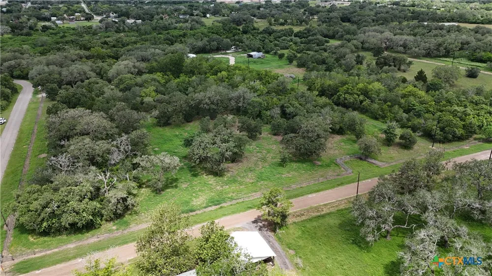838 E. Oak St. Goliad, TX 77963