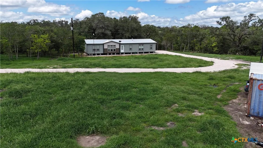 838 E. Oak St. Goliad, TX 77963