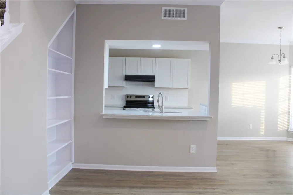 1001 W Bayview Boulevard #C Portland, TX 78374