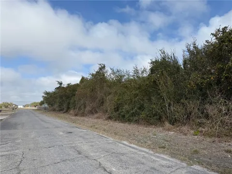 W Saunders Lane