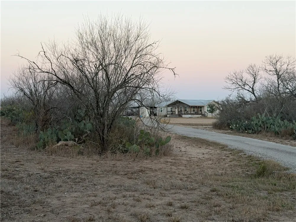 626 Fm 1358 Three Rivers, TX 78071