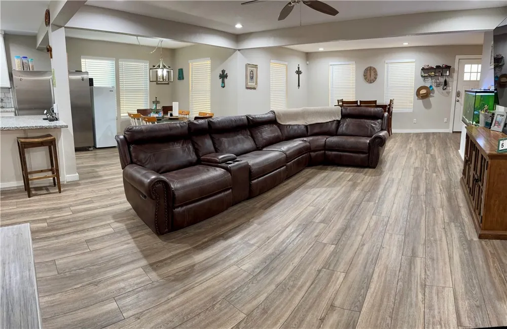 626 Fm 1358 Three Rivers, TX 78071