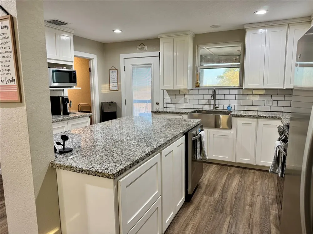626 Fm 1358 Three Rivers, TX 78071