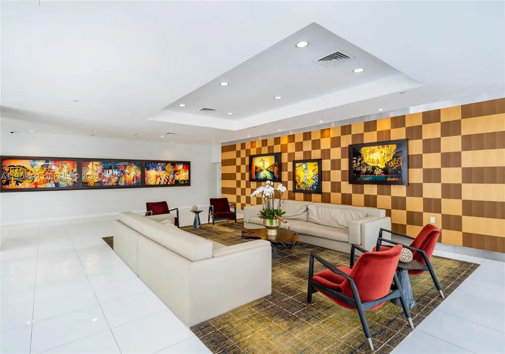 1800 Bayshore Dr #2503 Miami, FL 33132