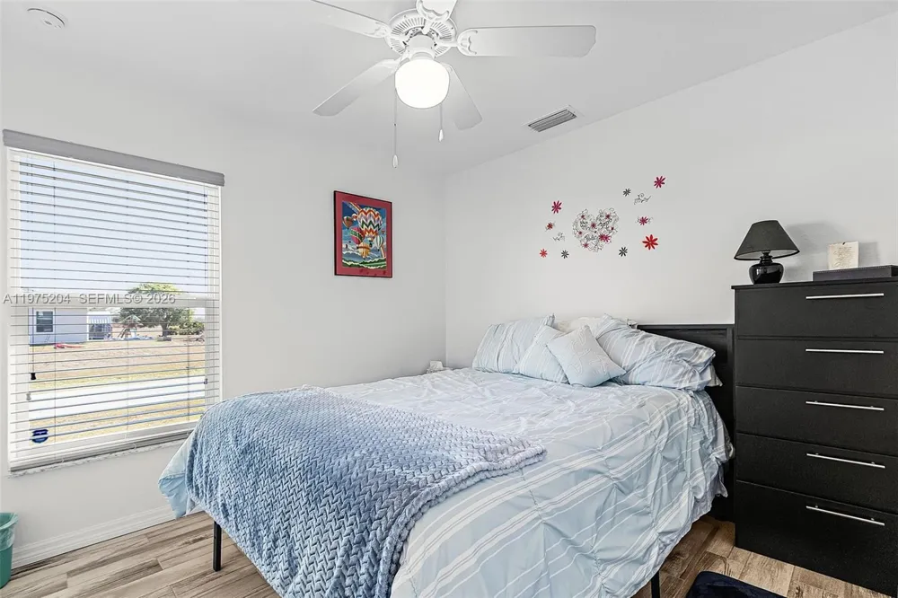 9032 Meadow Circle La Belle, FL 33935