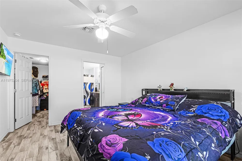 9032 Meadow Circle La Belle, FL 33935