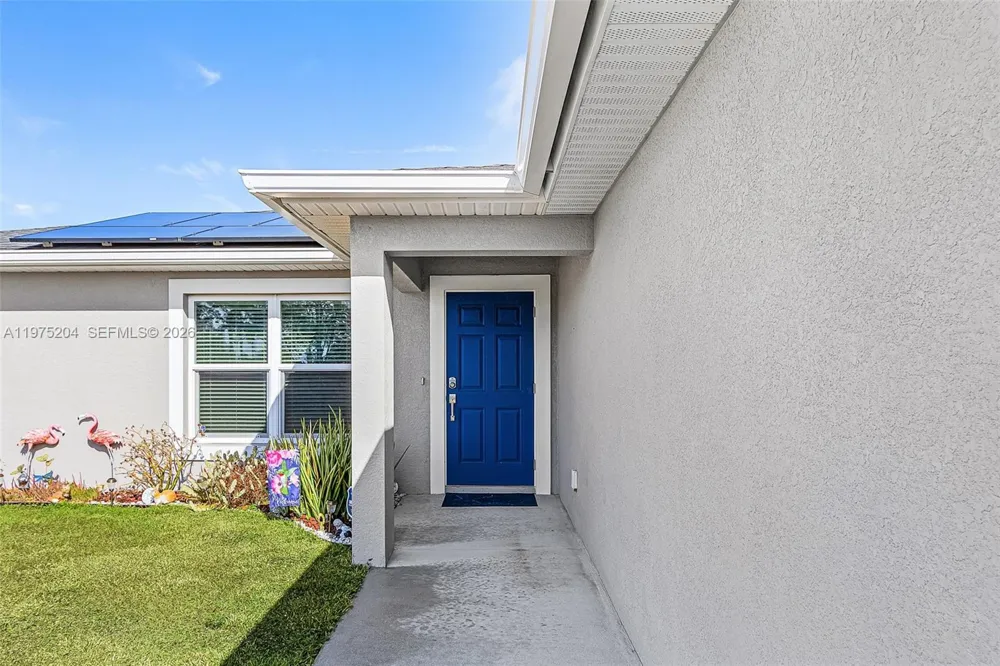9032 Meadow Circle La Belle, FL 33935