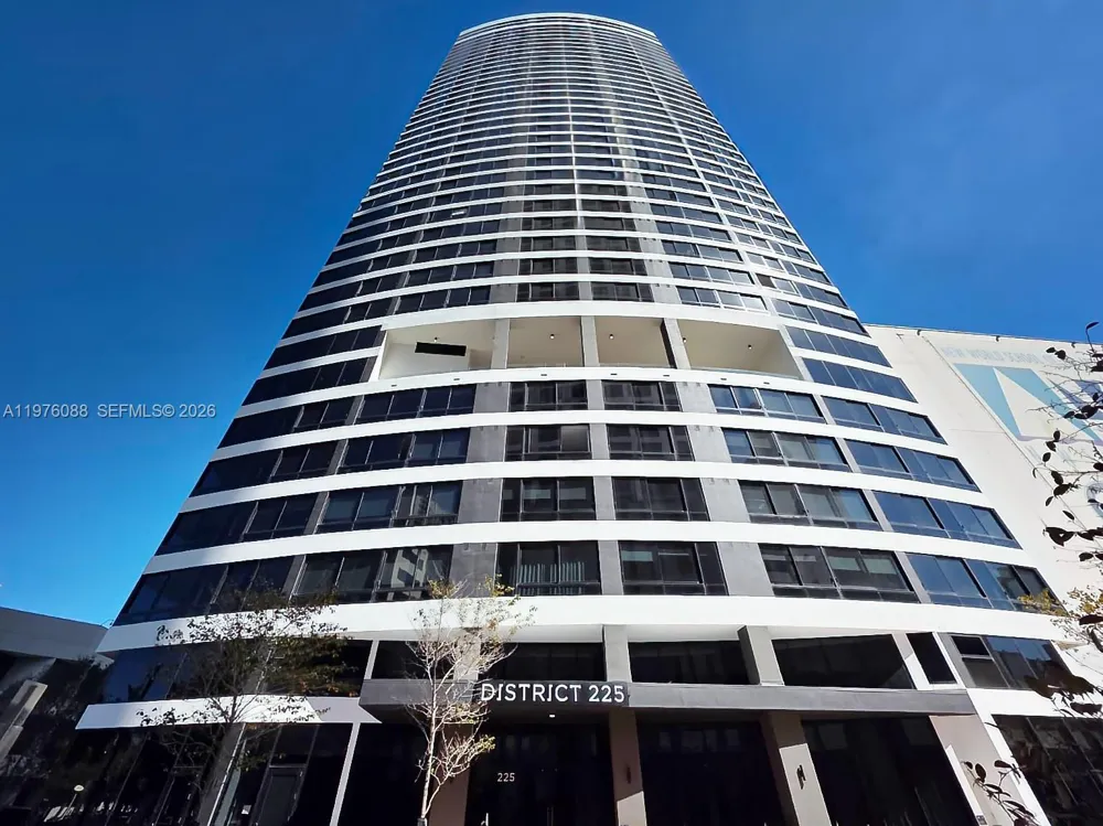 225 Miami #3009 Miami, FL 33128