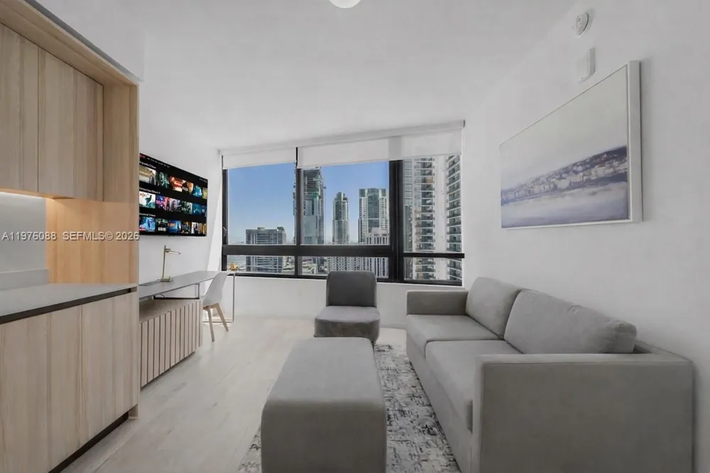 225 Miami #3009 Miami, FL 33128