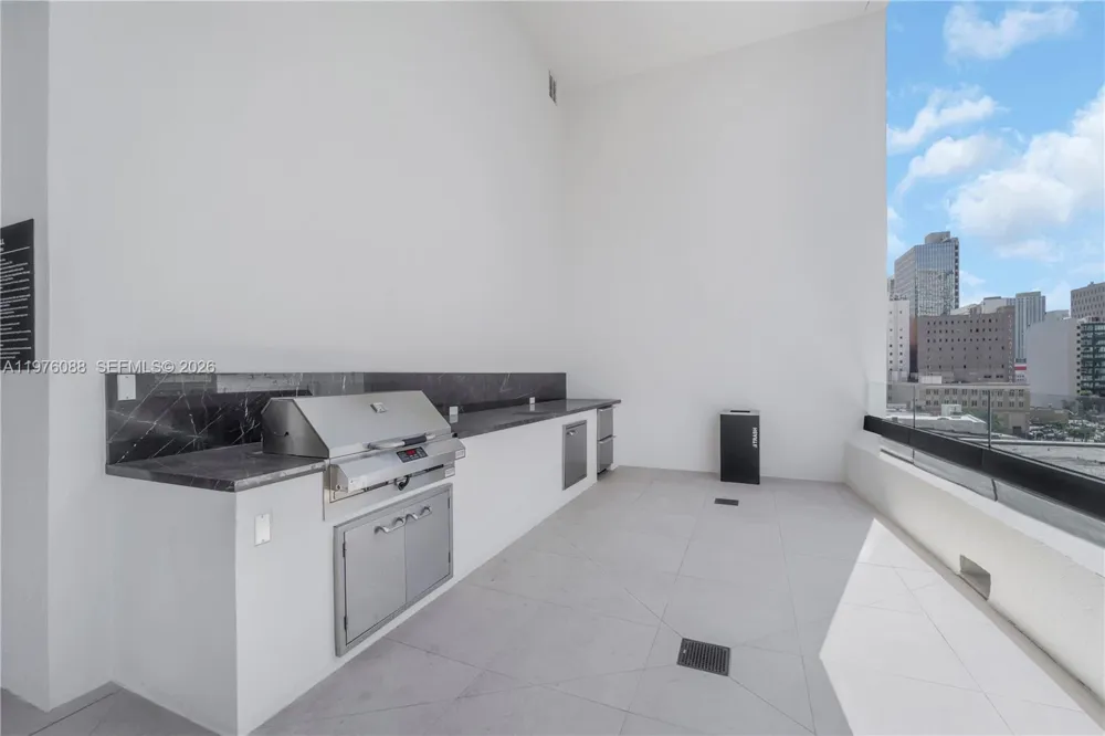 225 Miami #3009 Miami, FL 33128