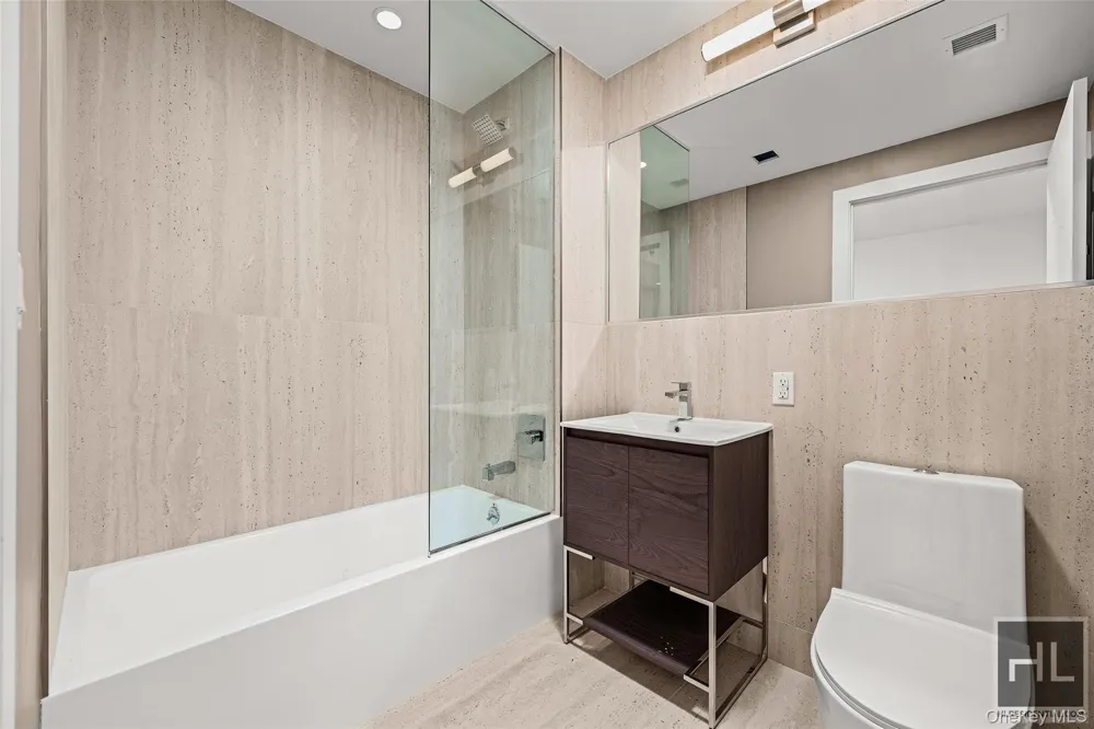 91 Bruckner Boulevard #105 Bronx, NY 10454
