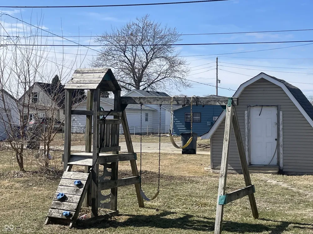 1329 S Locke Street Kokomo, IN 46902