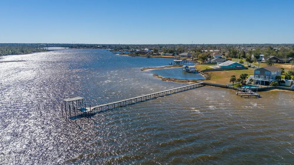 741743 Bay Drive Lynn Haven, FL 32444