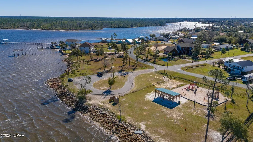 741743 Bay Drive Lynn Haven, FL 32444