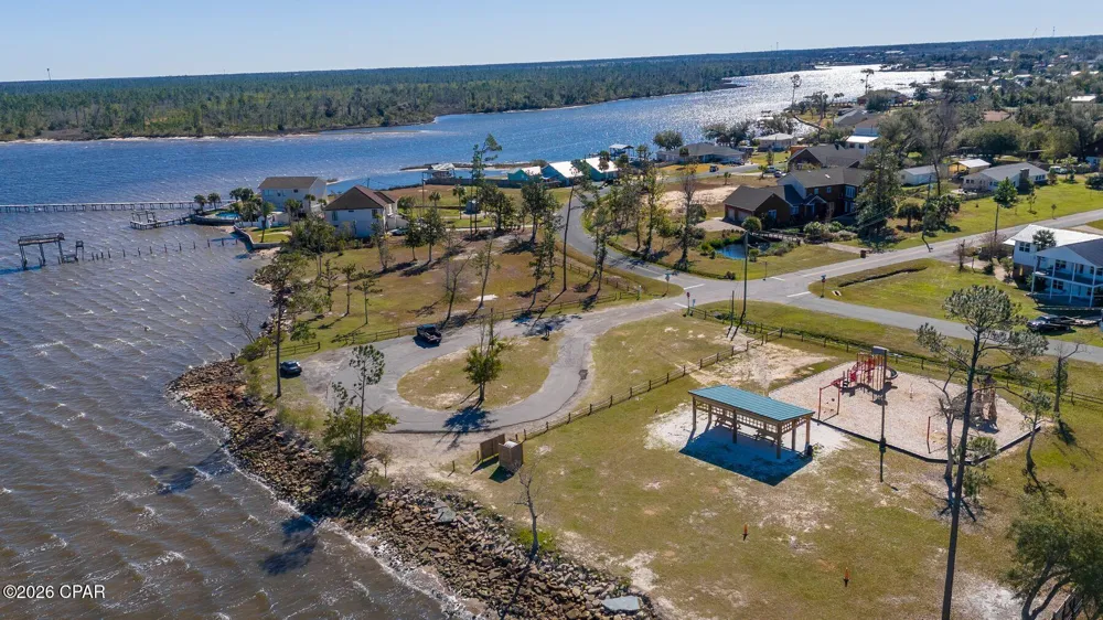 741743 Bay Drive Lynn Haven, FL 32444