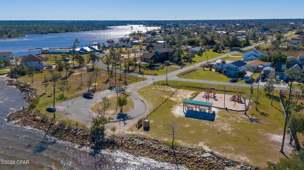 741743 Bay Drive Lynn Haven, FL 32444