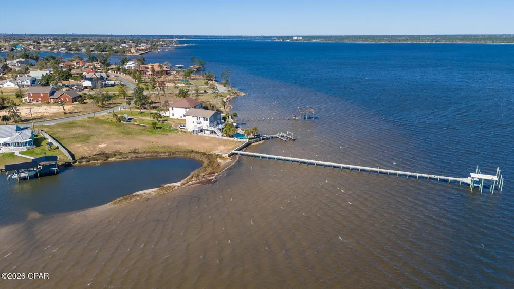 741743 Bay Drive Lynn Haven, FL 32444