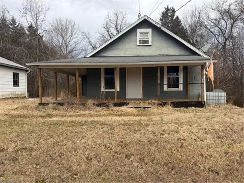 2412 Park Springs Road