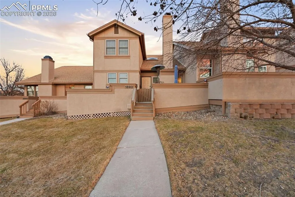 1892 Brookdale Drive Colorado Springs, CO 80918