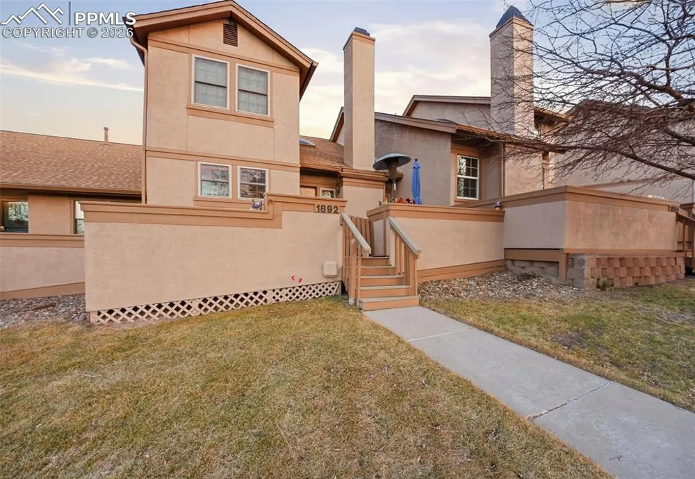 1892 Brookdale Drive Colorado Springs, CO 80918