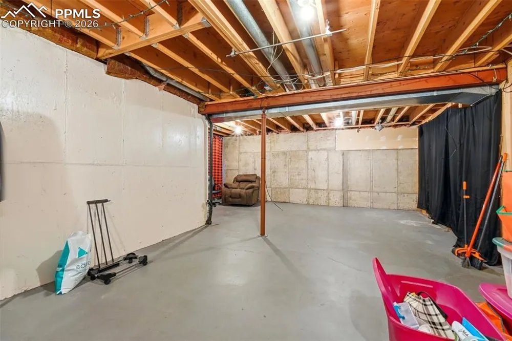 1892 Brookdale Drive Colorado Springs, CO 80918