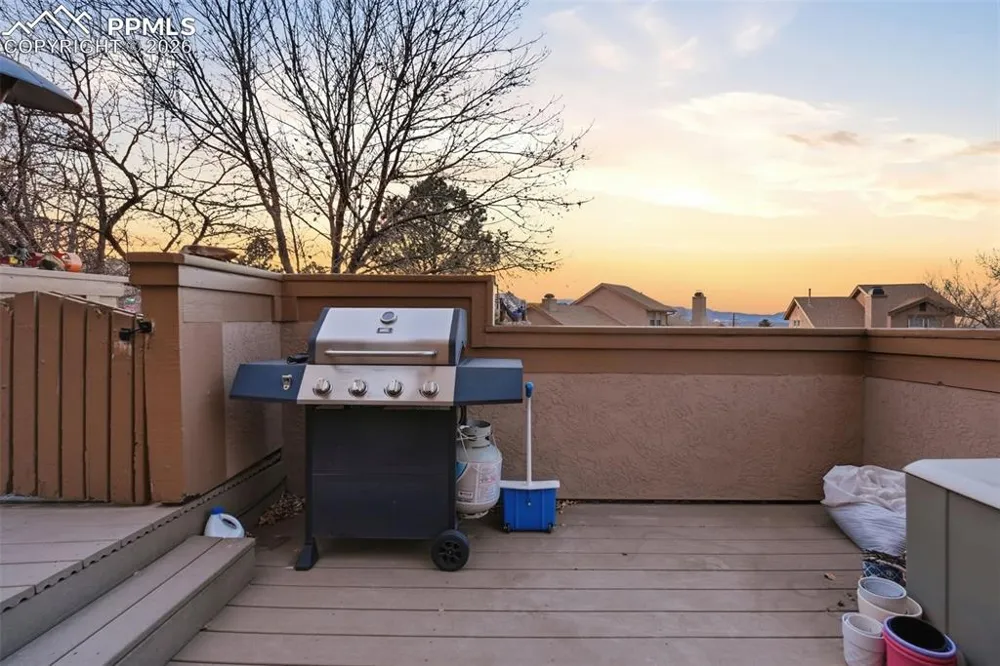 1892 Brookdale Drive Colorado Springs, CO 80918