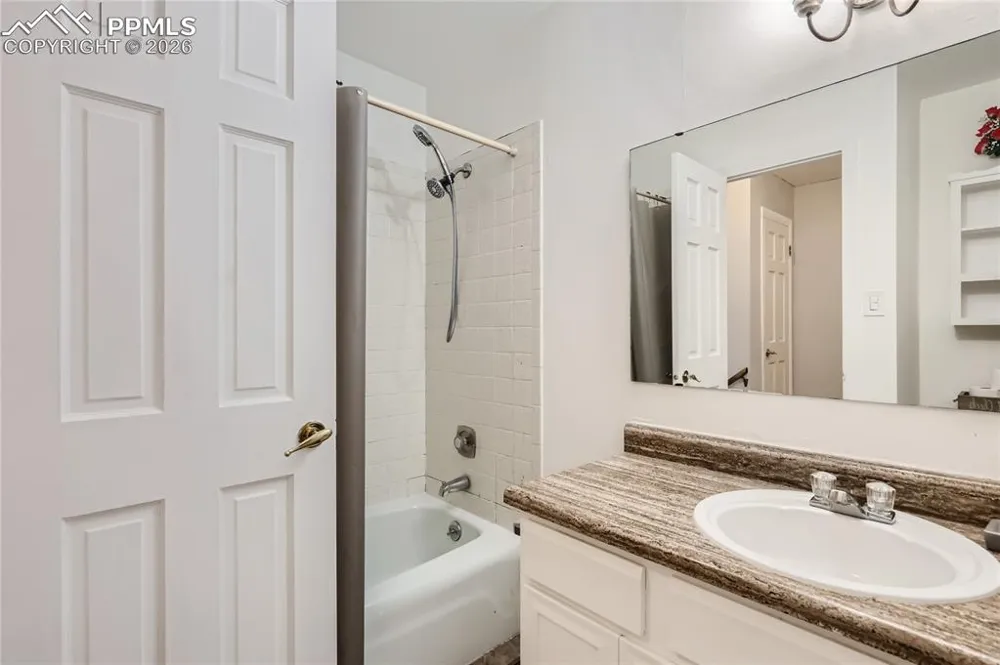 33 Briargate Terrace Pueblo, CO 81001