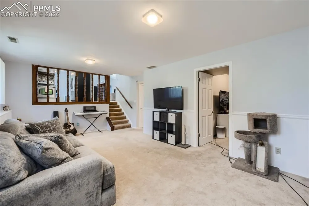 33 Briargate Terrace Pueblo, CO 81001