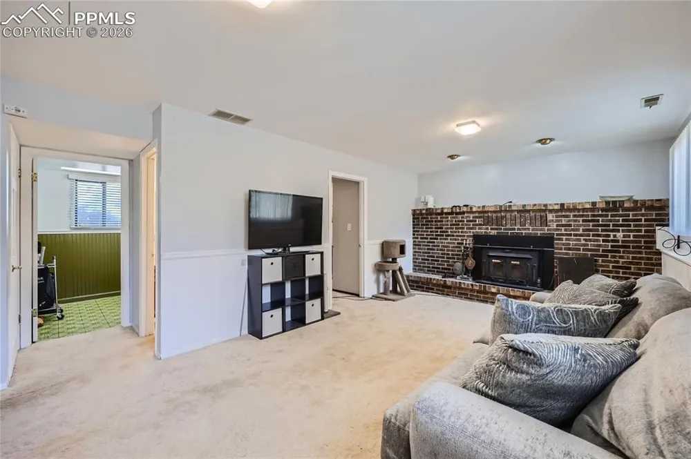 33 Briargate Terrace Pueblo, CO 81001