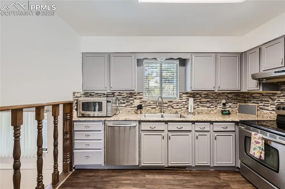 33 Briargate Terrace Pueblo, CO 81001