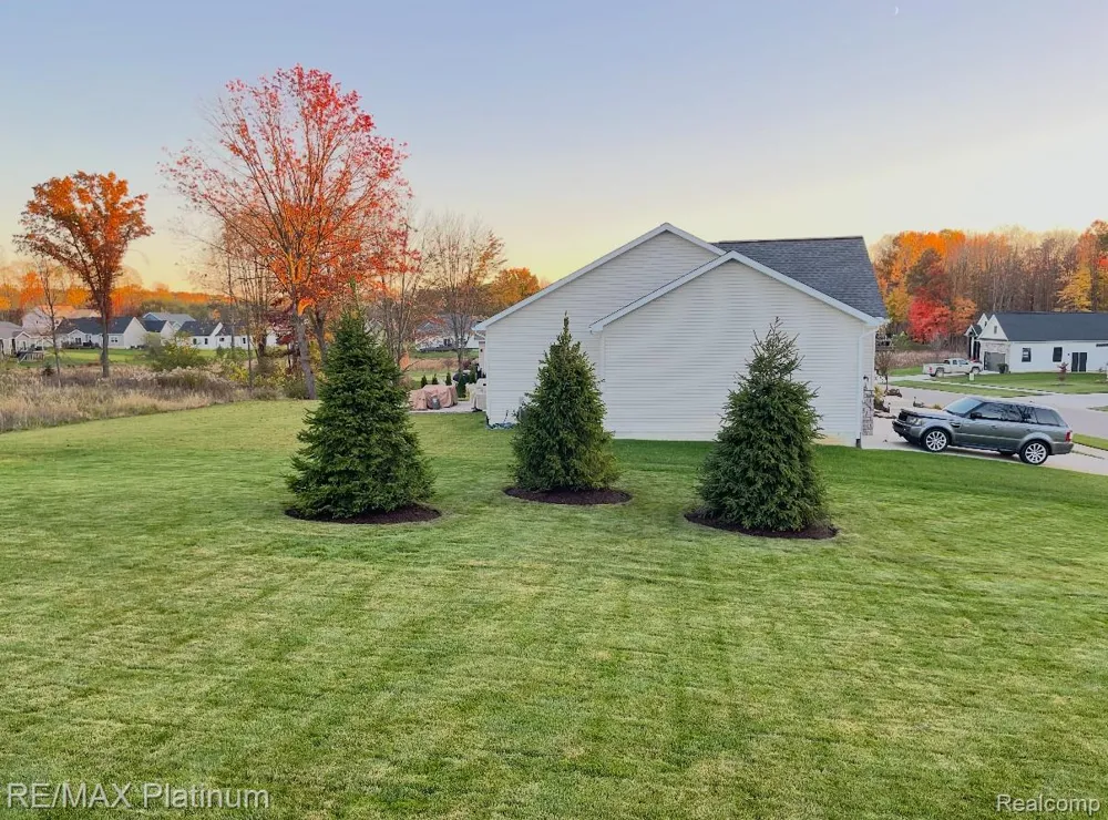 9860 Havendale Drive Brighton City, MI 48114