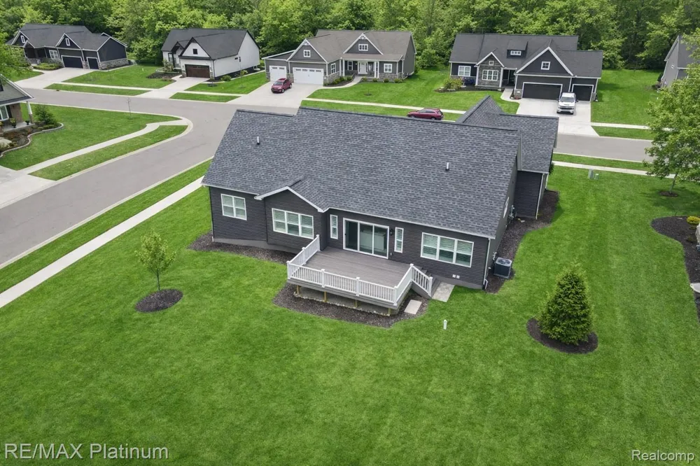 9860 Havendale Drive Brighton City, MI 48114