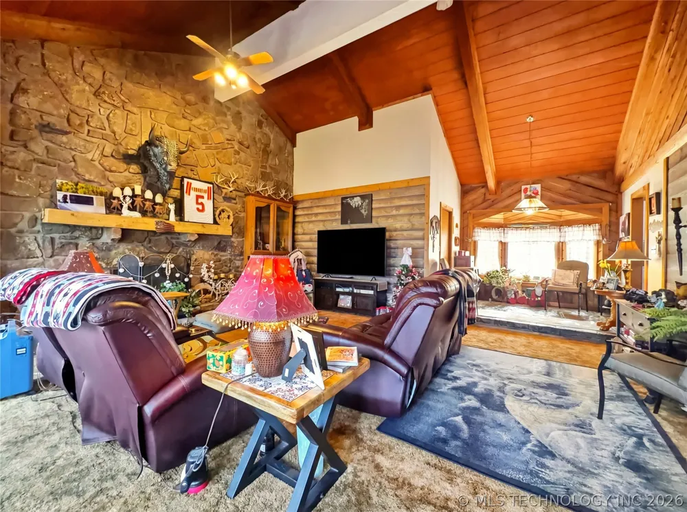 6611 Starr Ridge Road Proctor, OK 74457
