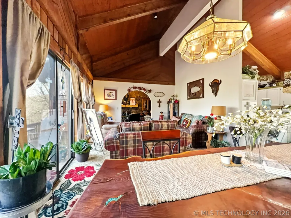 6611 Starr Ridge Road Proctor, OK 74457