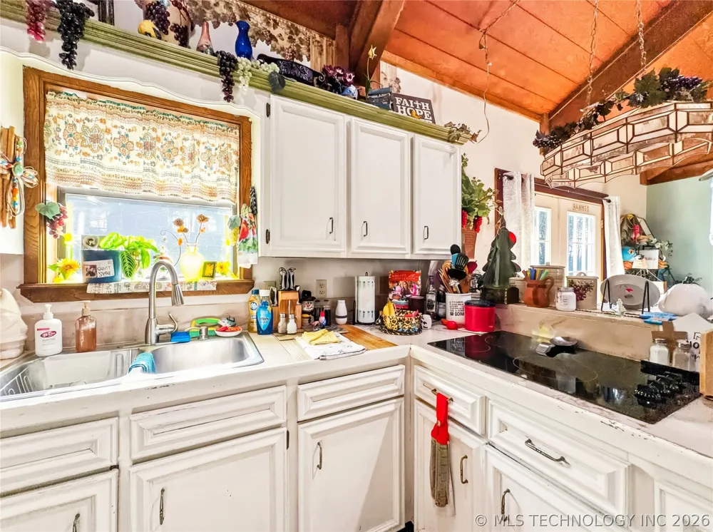 6611 Starr Ridge Road Proctor, OK 74457