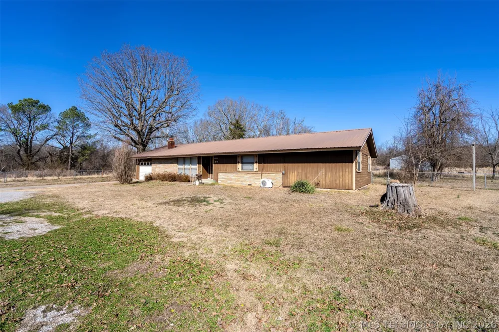 11886 412 Highway Kansas, OK 74347