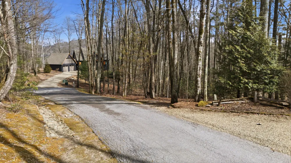 238 Wild Iris Cashiers, NC 28717