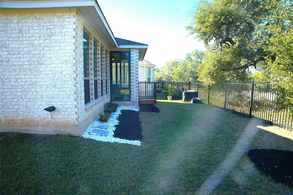 284 Kimble Creek Loop Kyle, TX 78640