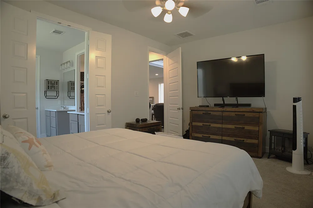 284 Kimble Creek Loop Kyle, TX 78640
