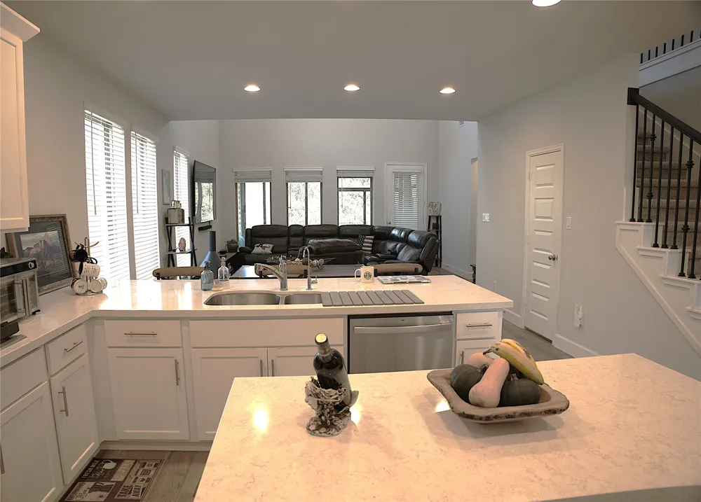 284 Kimble Creek Loop Kyle, TX 78640