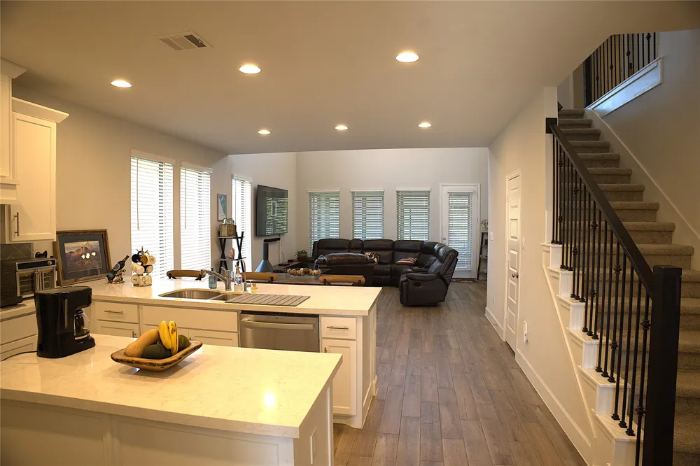 284 Kimble Creek Loop Kyle, TX 78640