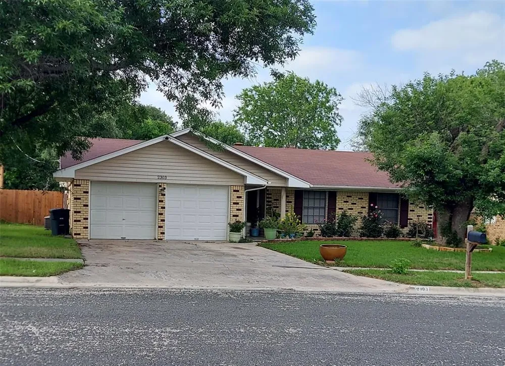 2303 Dover Road Killeen, TX 76543