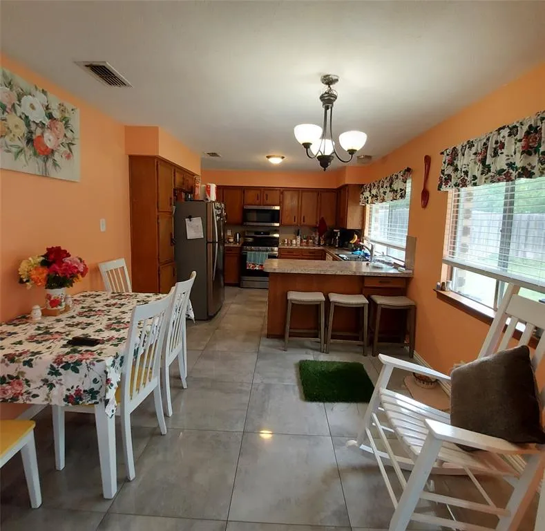 2303 Dover Road Killeen, TX 76543